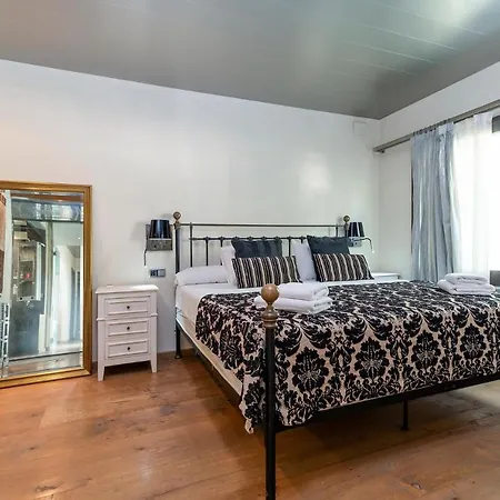 Palmeras Hills Villa